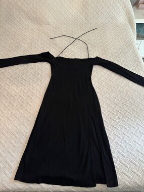 Black Long-Sleeve Off-Shoulder Midi Dress with Side Slit